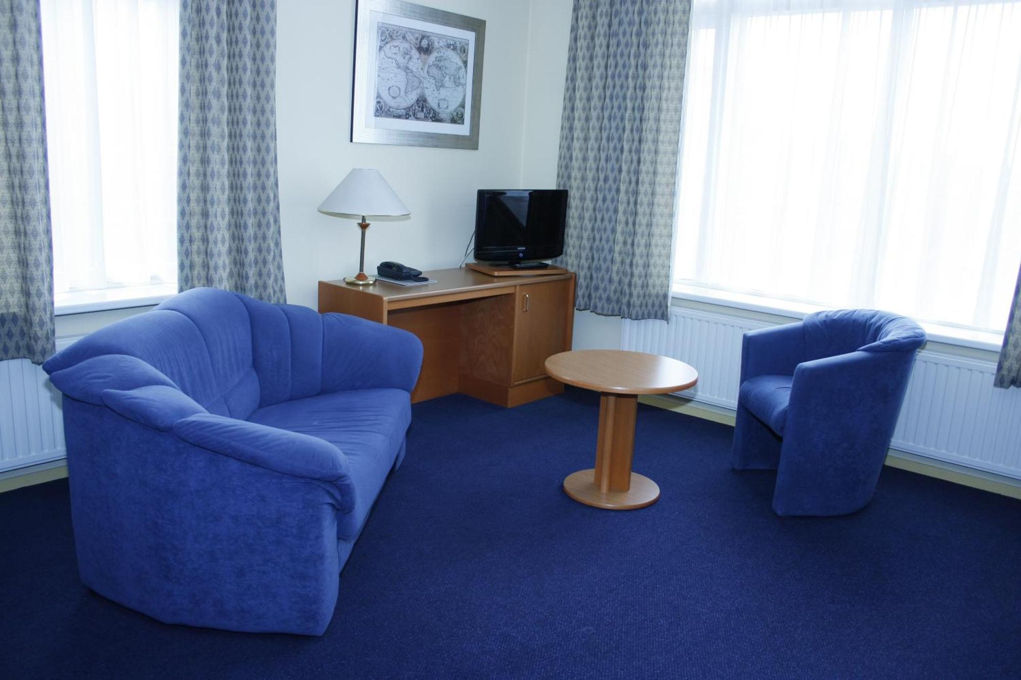 Hotel & Appartementen Royal Sas van Gent Екстер'єр фото